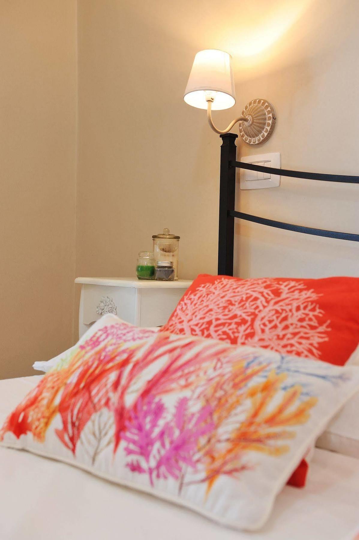 Onda Marina Rooms Каляри Екстериор снимка