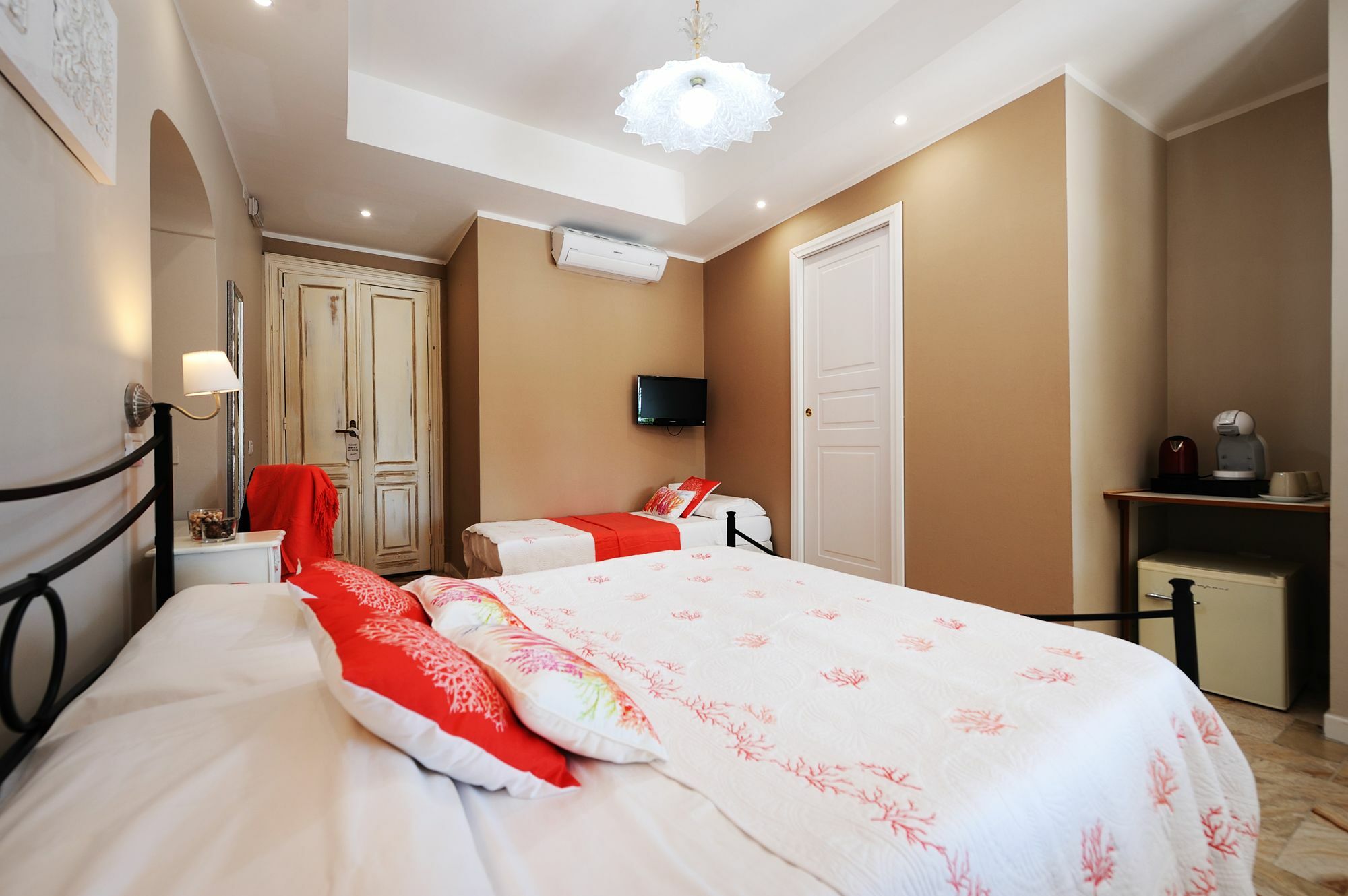 Onda Marina Rooms Каляри Екстериор снимка